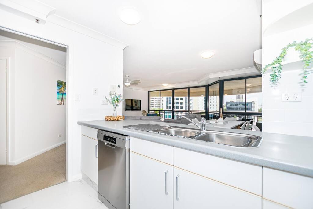 Broadbeach Victoria Square Gold Coast Bagian luar foto