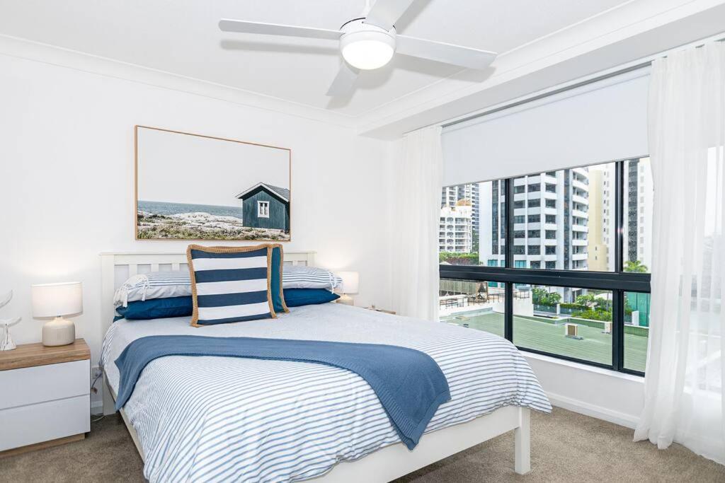 Broadbeach Victoria Square Gold Coast Bagian luar foto