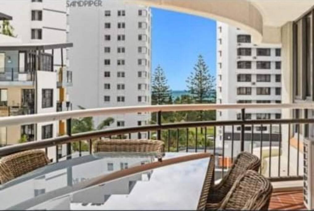 Broadbeach Victoria Square Gold Coast Bagian luar foto