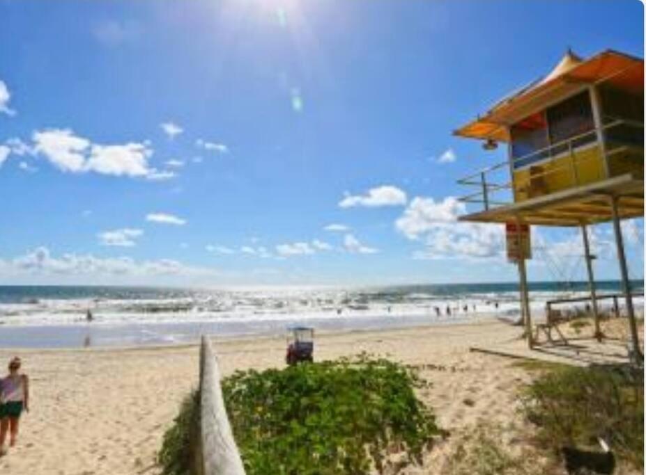 Broadbeach Victoria Square Gold Coast Bagian luar foto